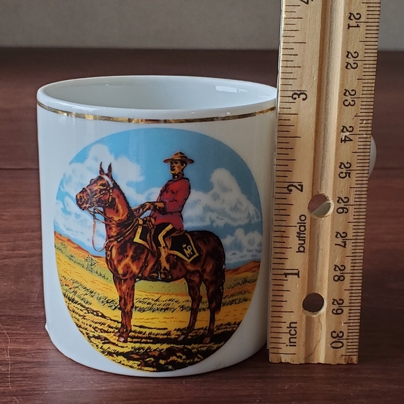 Vintage Canadian Royal Mounted Police RCMP Cup Mug Made in Japan - Picture 6 of 6